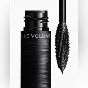CHANEL LE VOLUME STRETCH DE CHANEL MASCARA color- Noir 10
